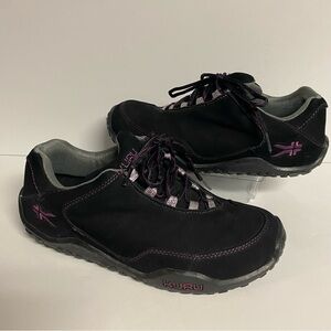 Woman’s Kuru Chicane Black Suede Hicking Running Shoes. Sz9